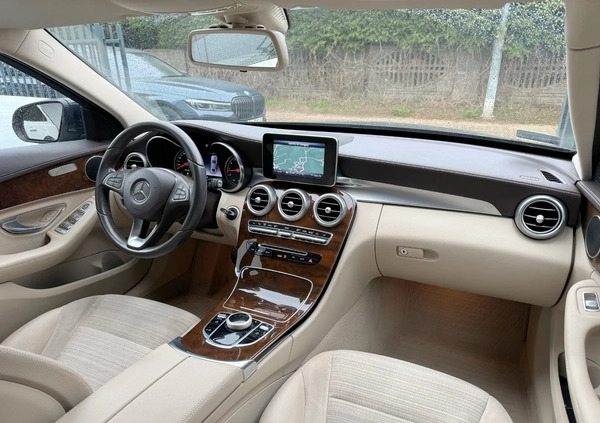 Mercedes-Benz Klasa C cena 89900 przebieg: 199000, rok produkcji 2018 z Gdynia małe 67